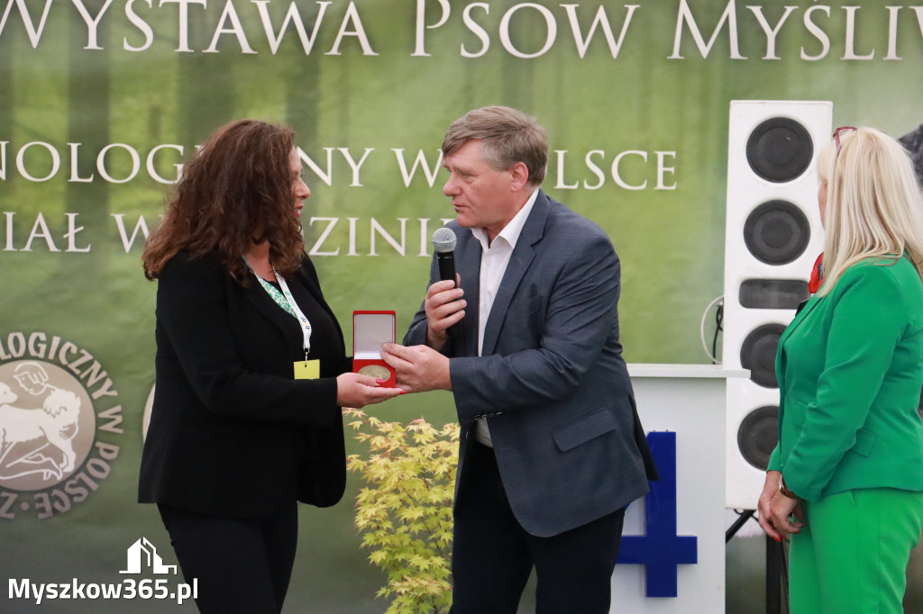 Fotorelacja - Wystawa Psów Rasowych GNIAZDÓW 2024r. NIEDZIELA I