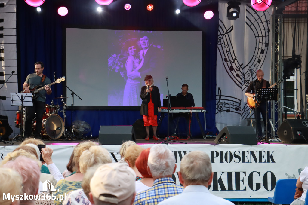 Fotorelacja Poraj: XV Ogólnopolski Festiwal Piosenek Janusza Gniatkowskiego