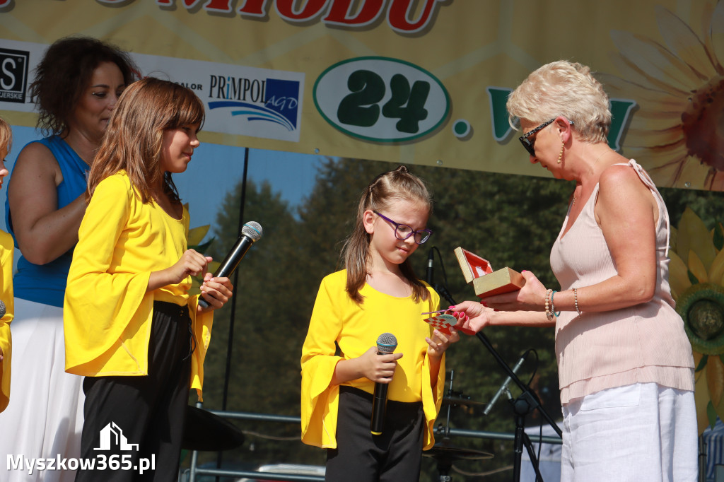 Fotorelacja: XIII Chorońska Prażuchy i X Święto Miodu.