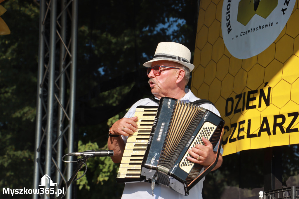 Fotorelacja: XIII Chorońska Prażuchy i X Święto Miodu.