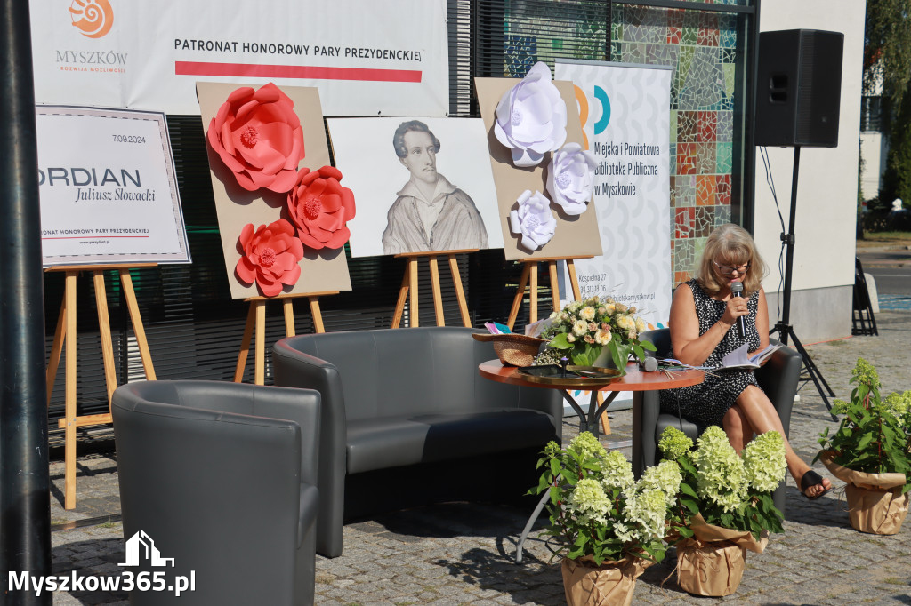 Fotorelacja: Myszków dołączył do Narodowego Czytania!