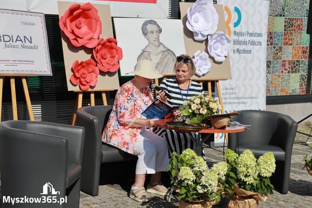 Fotorelacja: Myszków dołączył do Narodowego Czytania!