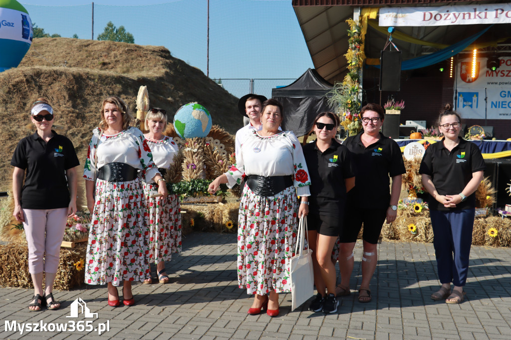 Fotorelacja Niegowa II: Dożynki Powiatowo Gminne