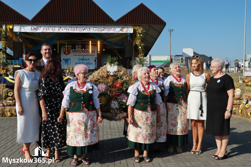 Fotorelacja Niegowa II: Dożynki Powiatowo Gminne