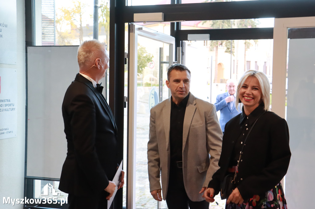 Fotorelacja I: Uroczyste otwarcie MDK w Myszkowie.