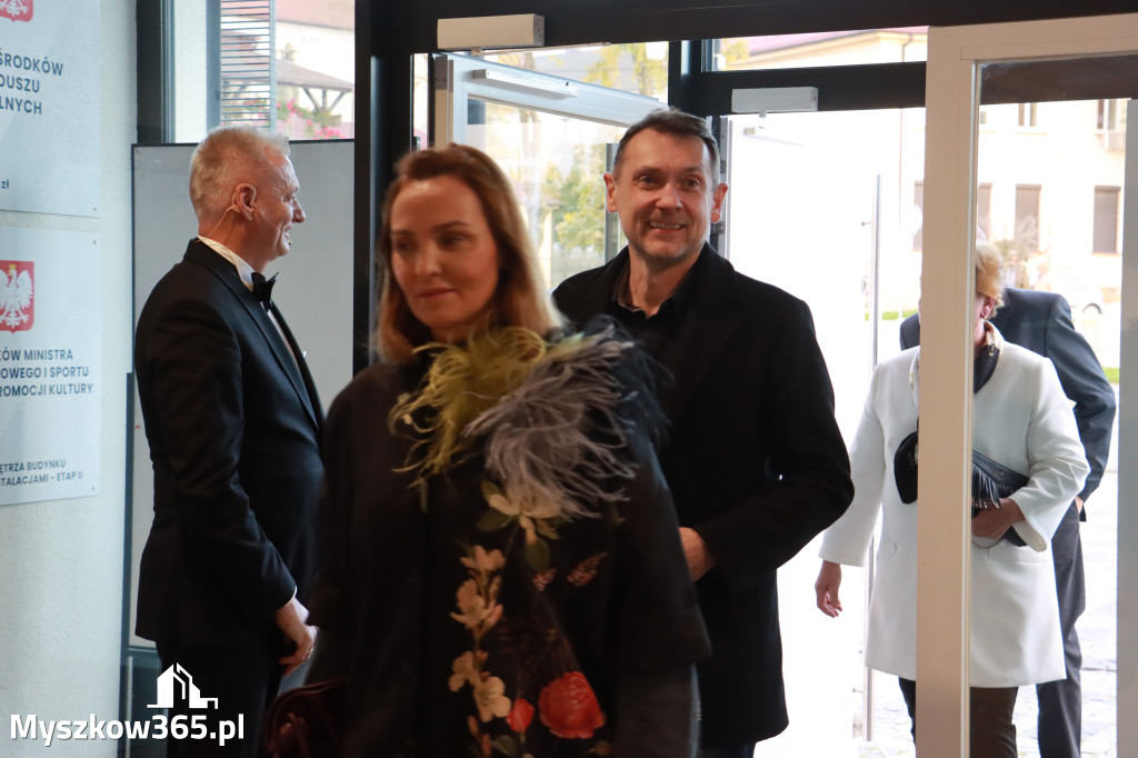 Fotorelacja I: Uroczyste otwarcie MDK w Myszkowie.