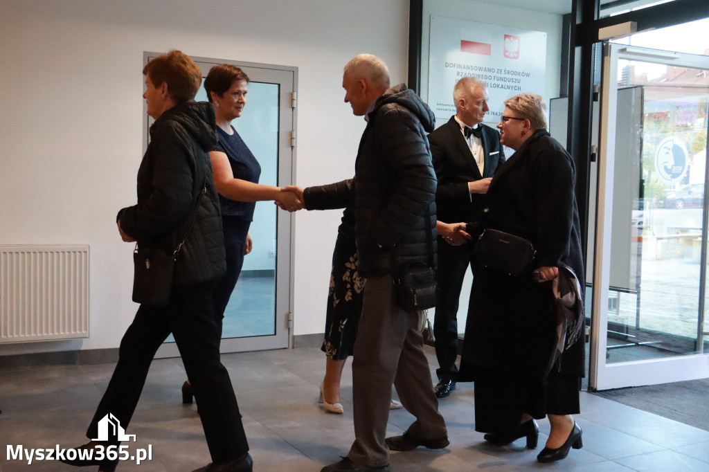 Fotorelacja I: Uroczyste otwarcie MDK w Myszkowie.