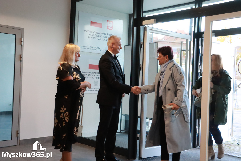 Fotorelacja I: Uroczyste otwarcie MDK w Myszkowie.