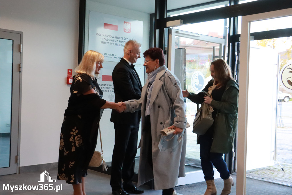 Fotorelacja I: Uroczyste otwarcie MDK w Myszkowie.