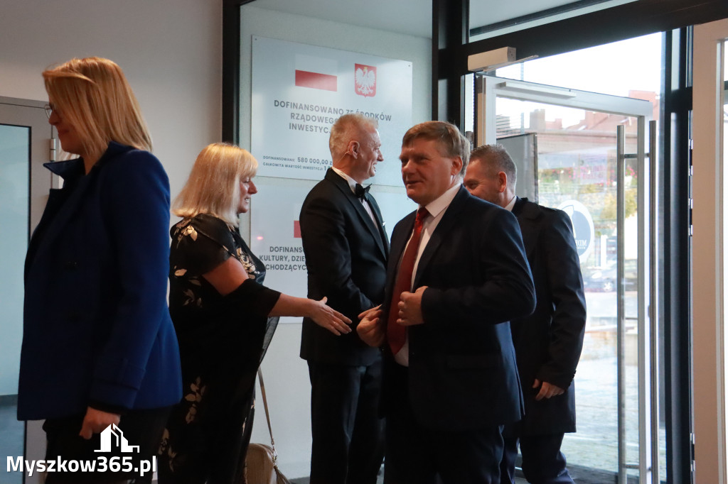 Fotorelacja I: Uroczyste otwarcie MDK w Myszkowie.