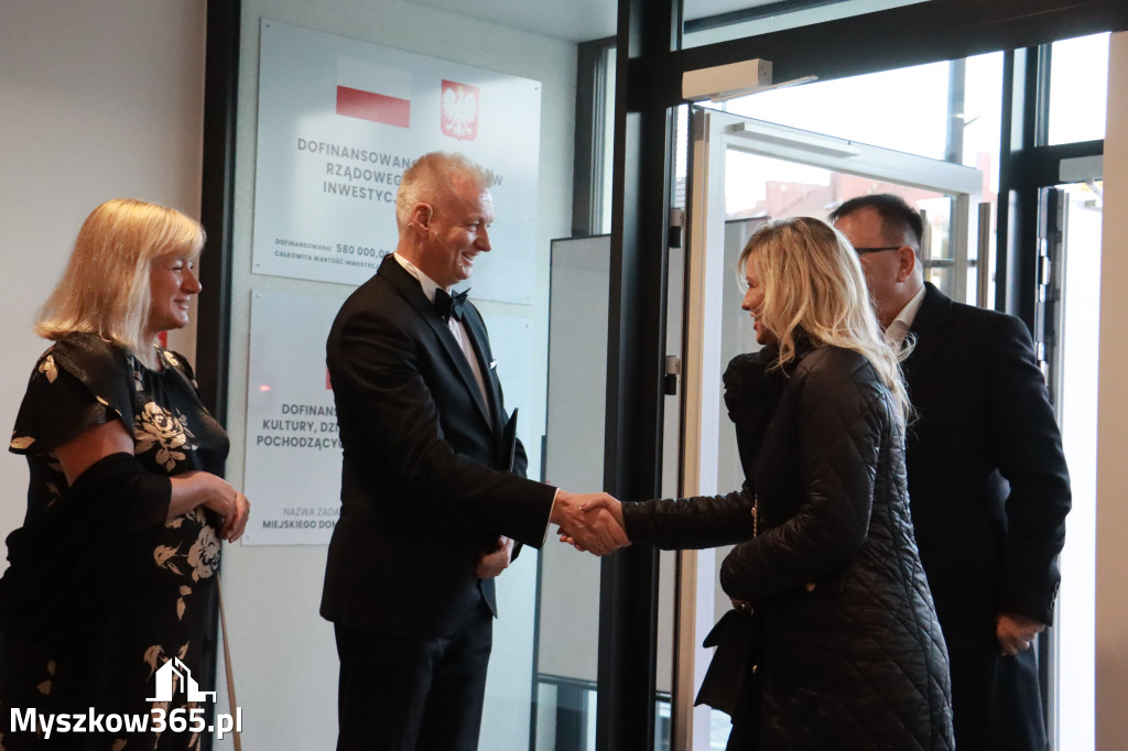 Fotorelacja I: Uroczyste otwarcie MDK w Myszkowie.