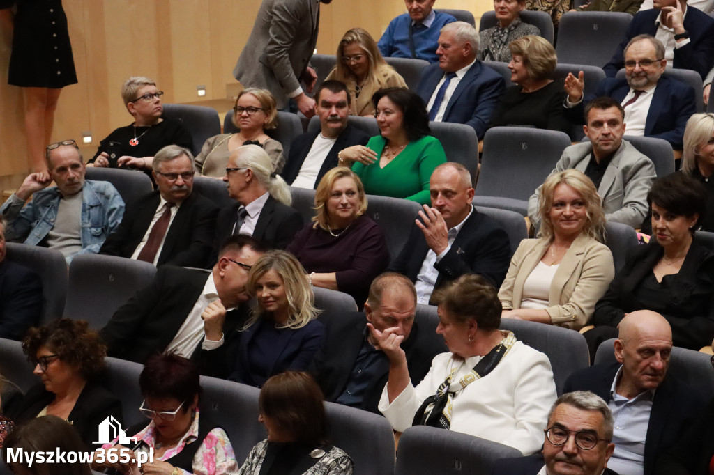 Fotorelacja I: Uroczyste otwarcie MDK w Myszkowie.
