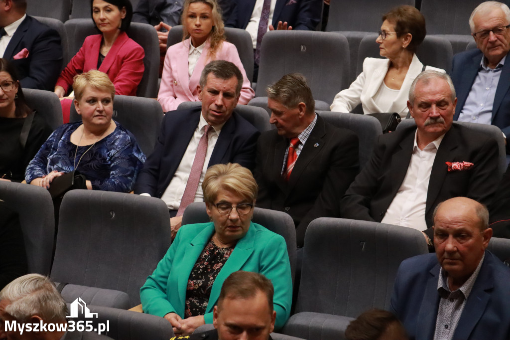 Fotorelacja I: Uroczyste otwarcie MDK w Myszkowie.