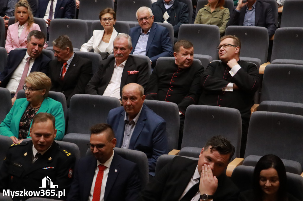 Fotorelacja I: Uroczyste otwarcie MDK w Myszkowie.