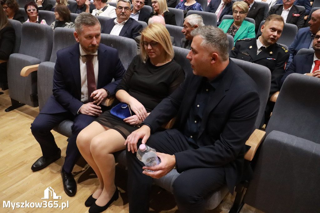 Fotorelacja I: Uroczyste otwarcie MDK w Myszkowie.