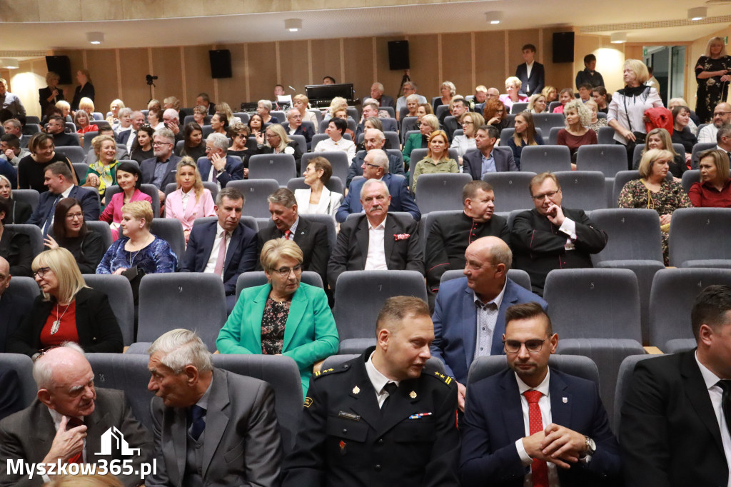 Fotorelacja I: Uroczyste otwarcie MDK w Myszkowie.
