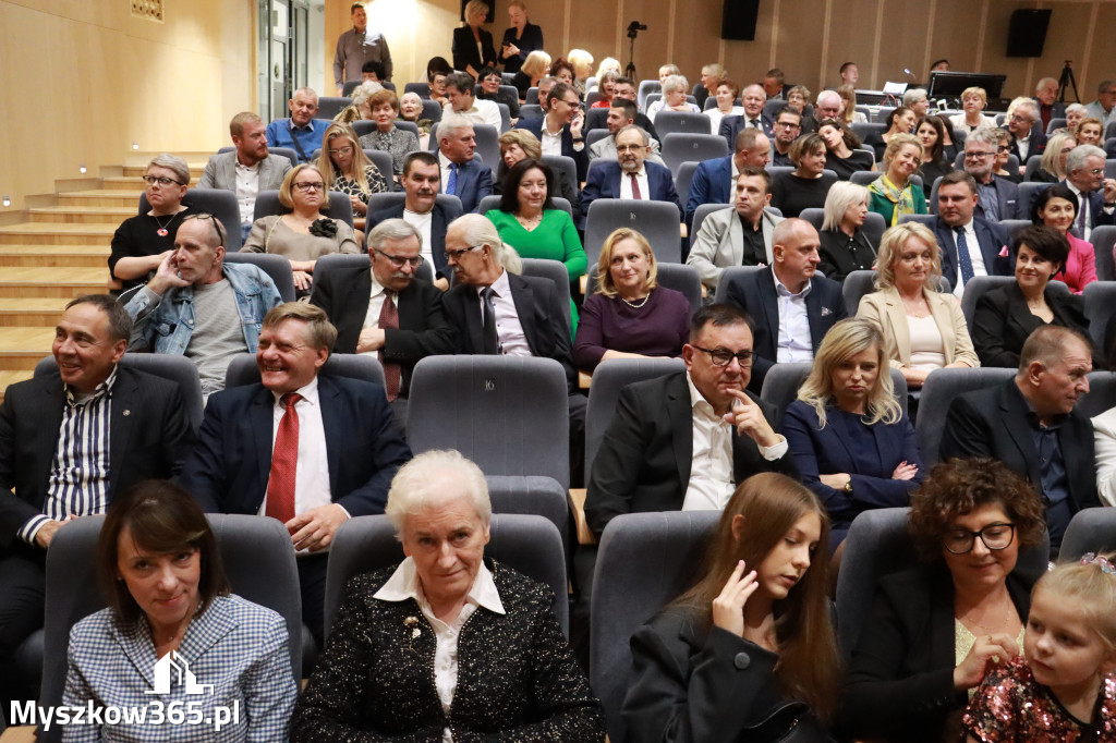 Fotorelacja I: Uroczyste otwarcie MDK w Myszkowie.