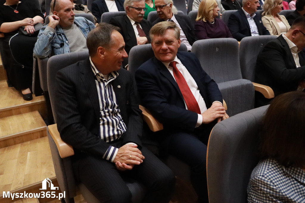 Fotorelacja I: Uroczyste otwarcie MDK w Myszkowie.