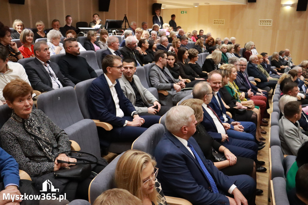 Fotorelacja I: Uroczyste otwarcie MDK w Myszkowie.