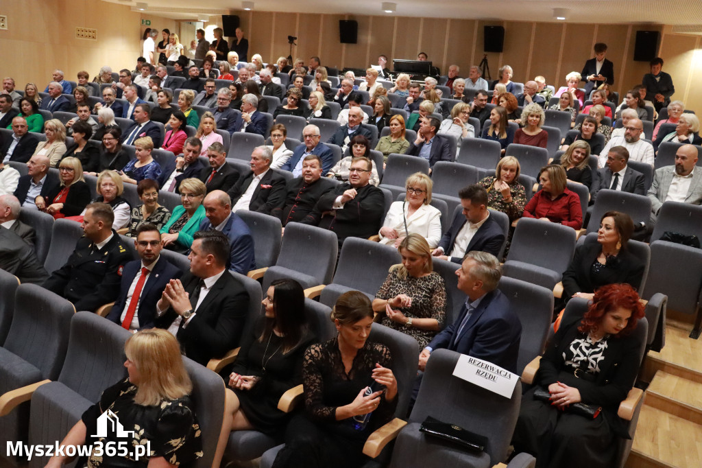 Fotorelacja I: Uroczyste otwarcie MDK w Myszkowie.