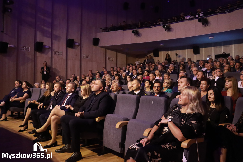 Fotorelacja I: Uroczyste otwarcie MDK w Myszkowie.