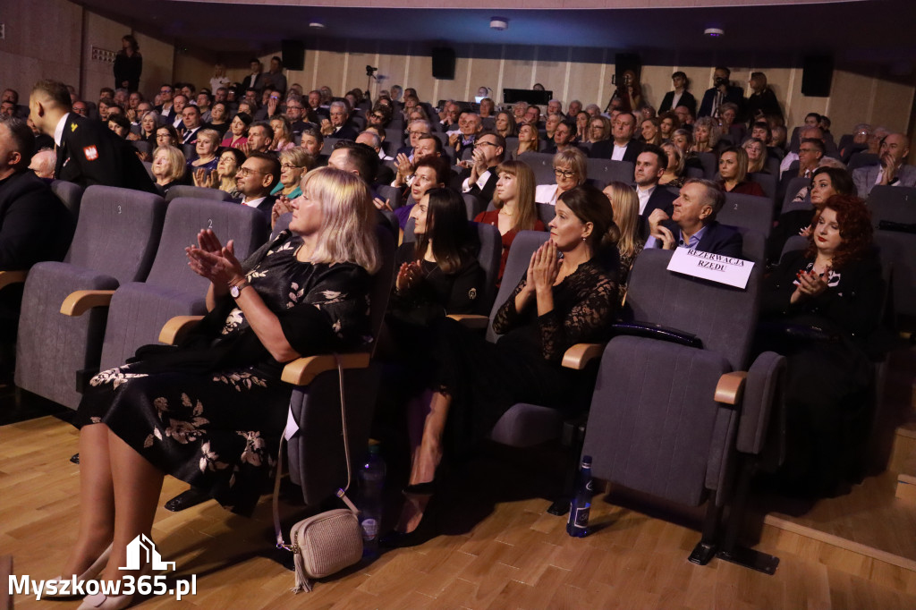 Fotorelacja I: Uroczyste otwarcie MDK w Myszkowie.