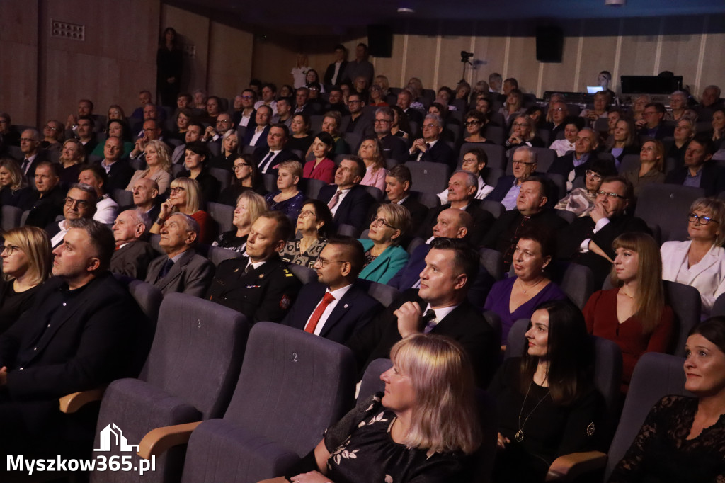 Fotorelacja I: Uroczyste otwarcie MDK w Myszkowie.