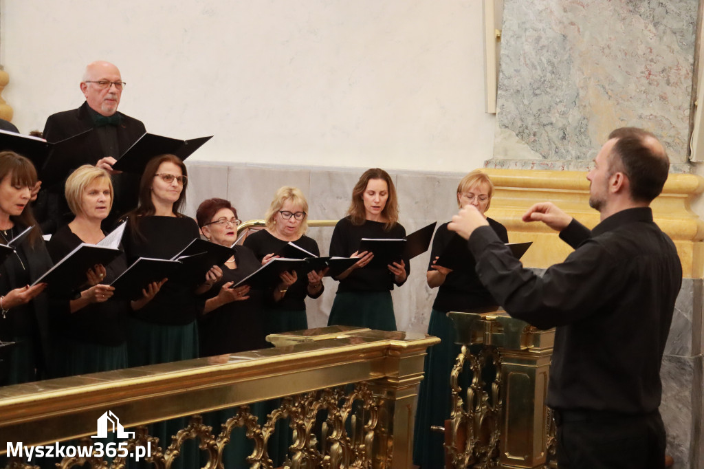 Fotorelacja z Jasnej Góry I: Festiwal Pieśni Maryjnej Częstochowa - Koziegłowy