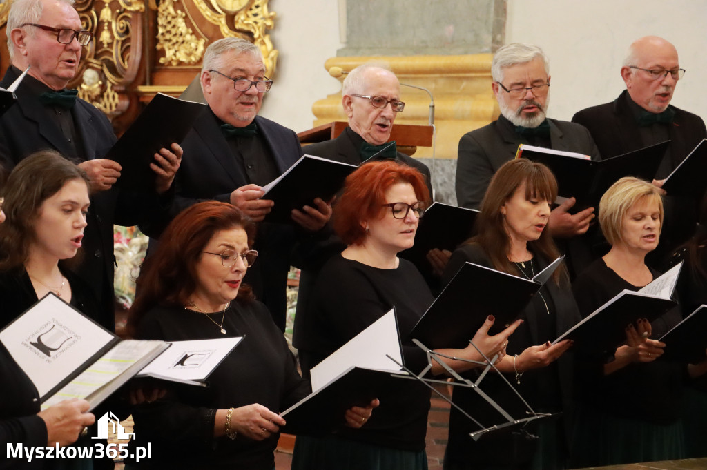 Fotorelacja z Jasnej Góry I: Festiwal Pieśni Maryjnej Częstochowa - Koziegłowy