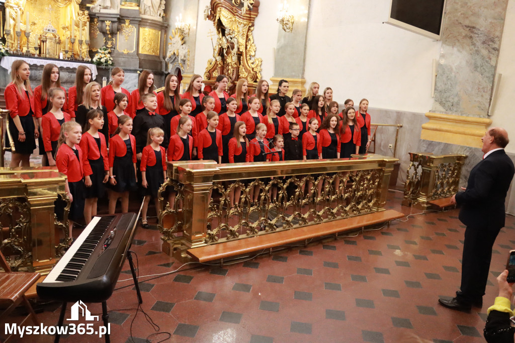 Fotorelacja z Jasnej Góry I: Festiwal Pieśni Maryjnej Częstochowa - Koziegłowy