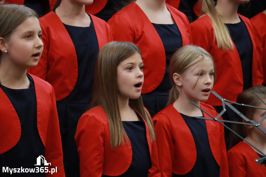 Fotorelacja z Jasnej Góry I: Festiwal Pieśni Maryjnej Częstochowa - Koziegłowy