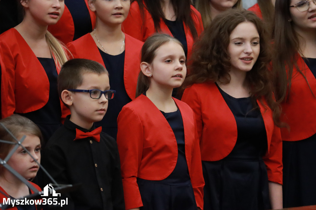 Fotorelacja z Jasnej Góry I: Festiwal Pieśni Maryjnej Częstochowa - Koziegłowy