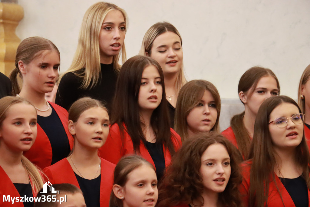 Fotorelacja z Jasnej Góry I: Festiwal Pieśni Maryjnej Częstochowa - Koziegłowy