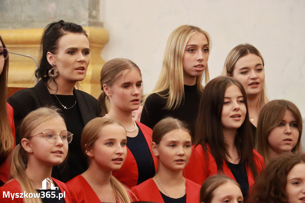 Fotorelacja z Jasnej Góry I: Festiwal Pieśni Maryjnej Częstochowa - Koziegłowy