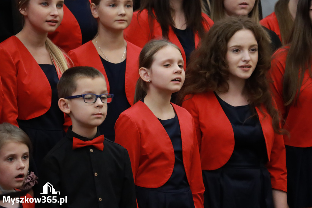 Fotorelacja z Jasnej Góry I: Festiwal Pieśni Maryjnej Częstochowa - Koziegłowy