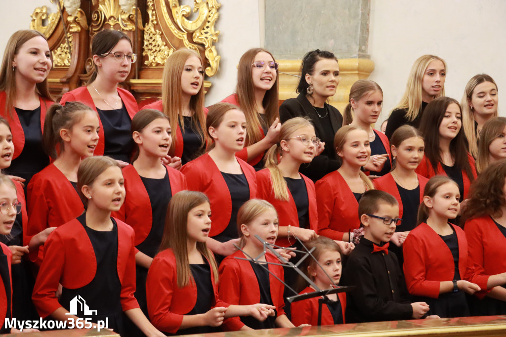 Fotorelacja z Jasnej Góry I: Festiwal Pieśni Maryjnej Częstochowa - Koziegłowy