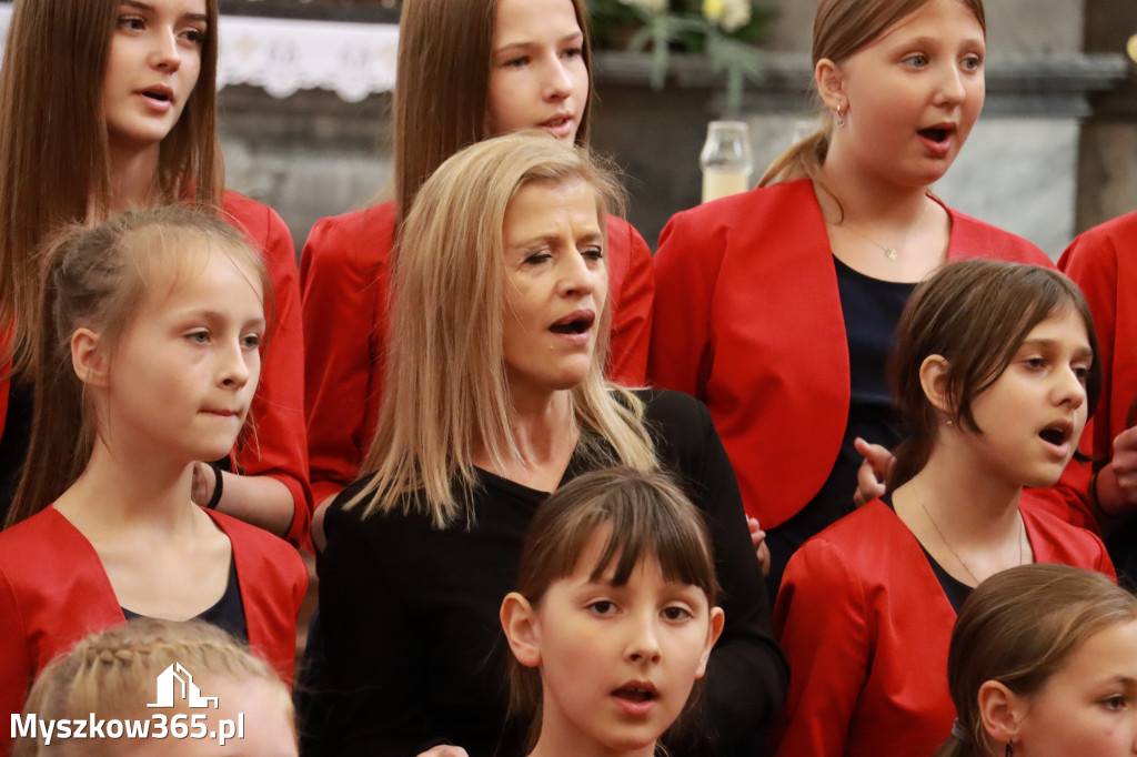 Fotorelacja z Jasnej Góry I: Festiwal Pieśni Maryjnej Częstochowa - Koziegłowy