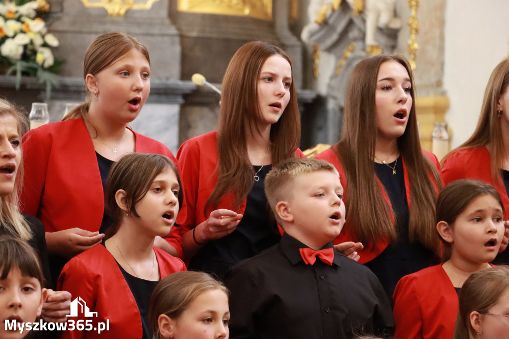 Fotorelacja z Jasnej Góry I: Festiwal Pieśni Maryjnej Częstochowa - Koziegłowy