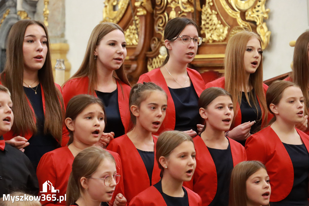 Fotorelacja z Jasnej Góry I: Festiwal Pieśni Maryjnej Częstochowa - Koziegłowy