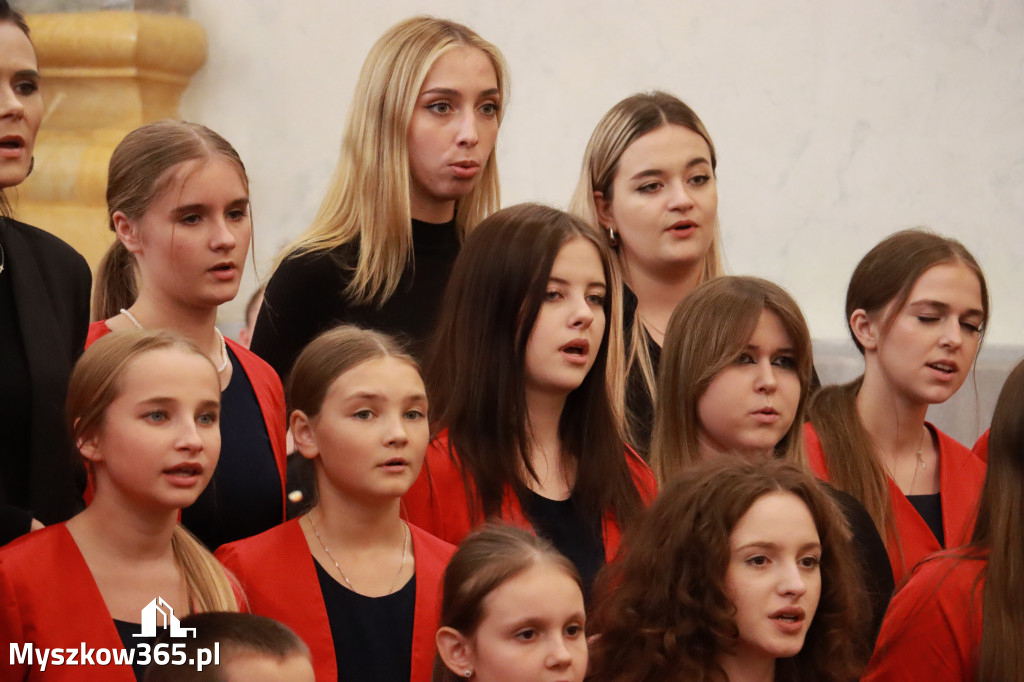 Fotorelacja z Jasnej Góry I: Festiwal Pieśni Maryjnej Częstochowa - Koziegłowy