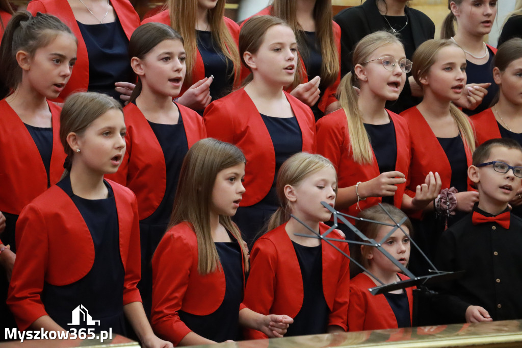 Fotorelacja z Jasnej Góry I: Festiwal Pieśni Maryjnej Częstochowa - Koziegłowy