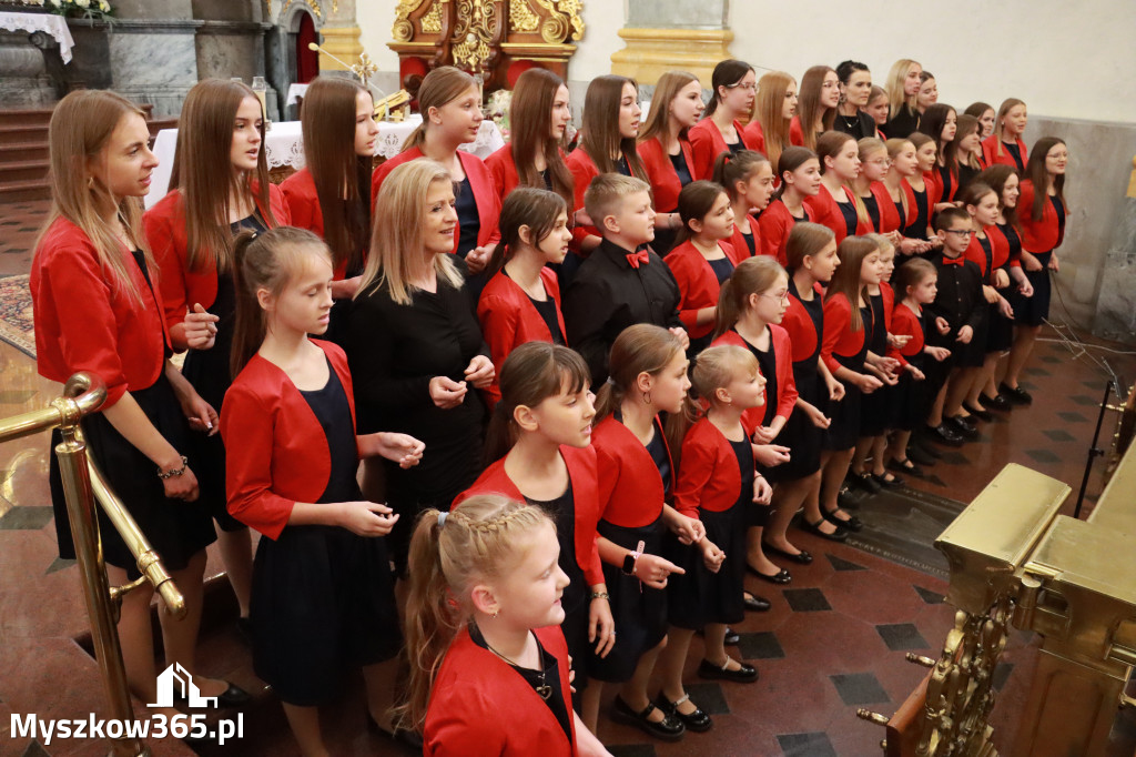 Fotorelacja z Jasnej Góry I: Festiwal Pieśni Maryjnej Częstochowa - Koziegłowy