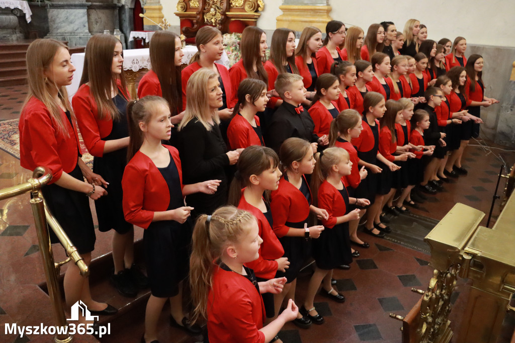 Fotorelacja z Jasnej Góry I: Festiwal Pieśni Maryjnej Częstochowa - Koziegłowy