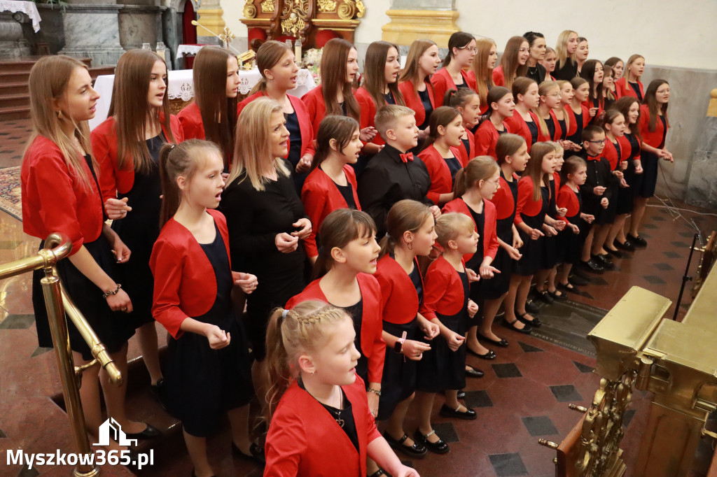 Fotorelacja z Jasnej Góry I: Festiwal Pieśni Maryjnej Częstochowa - Koziegłowy