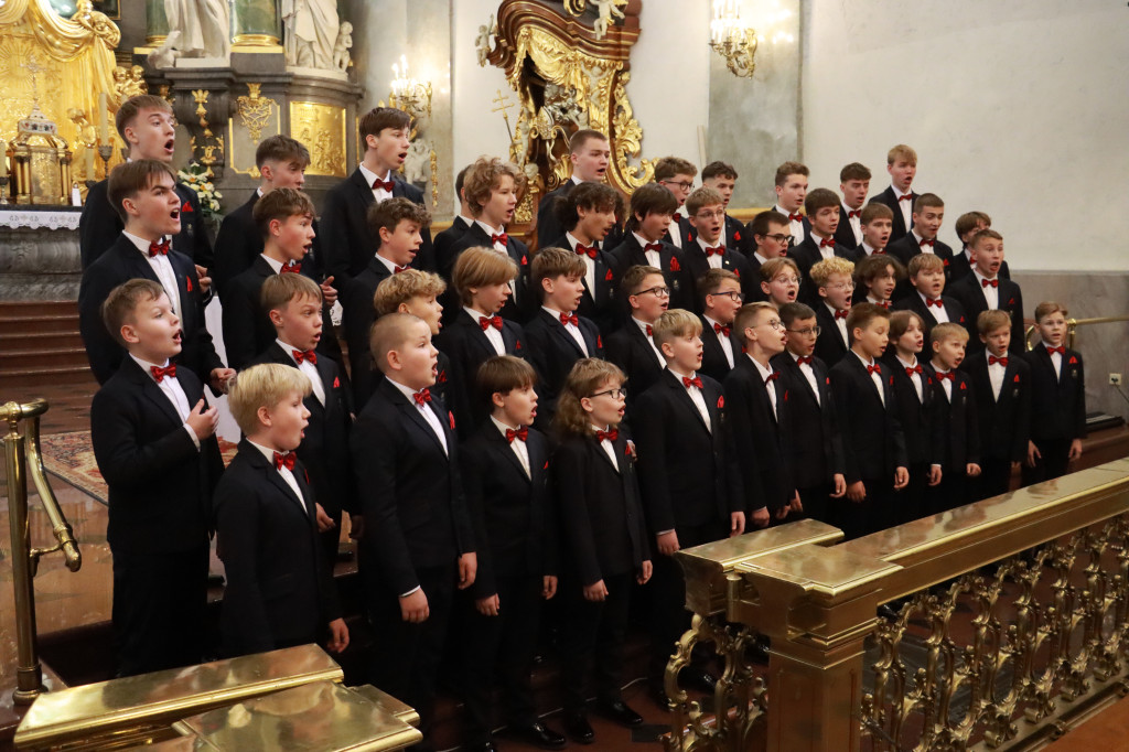 Fotorelacja z Jasnej Góry II: Festiwal Pieśni Maryjnej Częstochowa - Koziegłowy