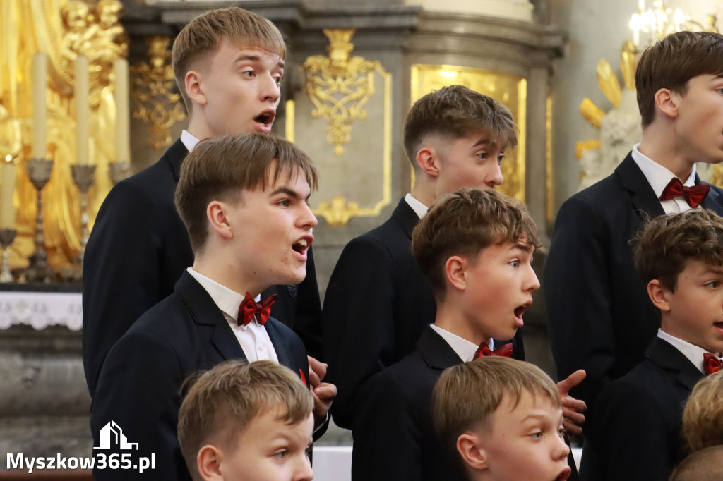 Fotorelacja z Jasnej Góry II: Festiwal Pieśni Maryjnej Częstochowa - Koziegłowy