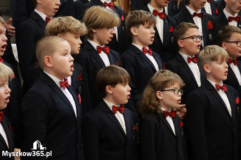 Fotorelacja z Jasnej Góry II: Festiwal Pieśni Maryjnej Częstochowa - Koziegłowy