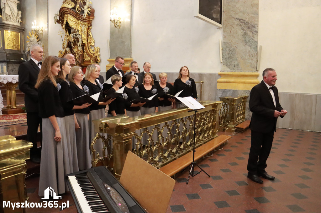 Fotorelacja z Jasnej Góry II: Festiwal Pieśni Maryjnej Częstochowa - Koziegłowy