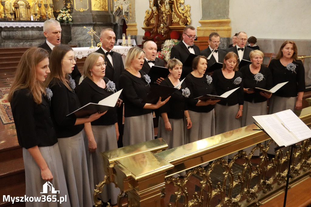 Fotorelacja z Jasnej Góry II: Festiwal Pieśni Maryjnej Częstochowa - Koziegłowy