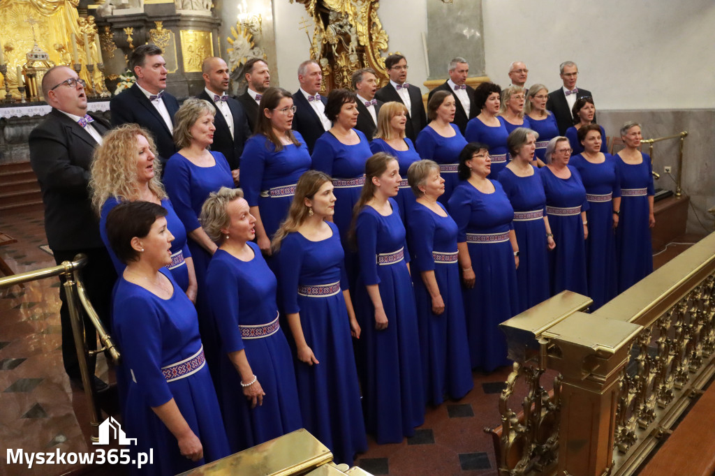 Fotorelacja z Jasnej Góry II: Festiwal Pieśni Maryjnej Częstochowa - Koziegłowy